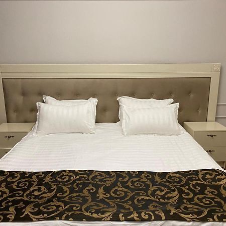 Gold Boutique Hotel Almaty Luaran gambar