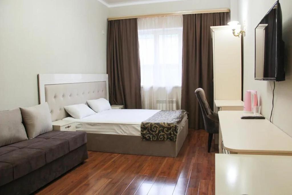 Gold Boutique Hotel Almaty Luaran gambar