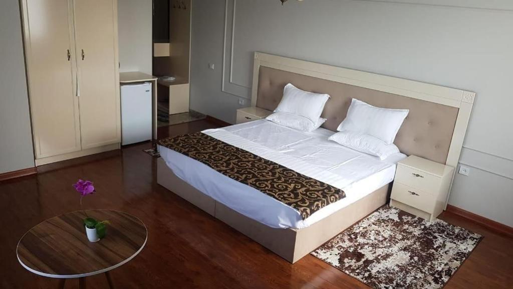 Gold Boutique Hotel Almaty Luaran gambar