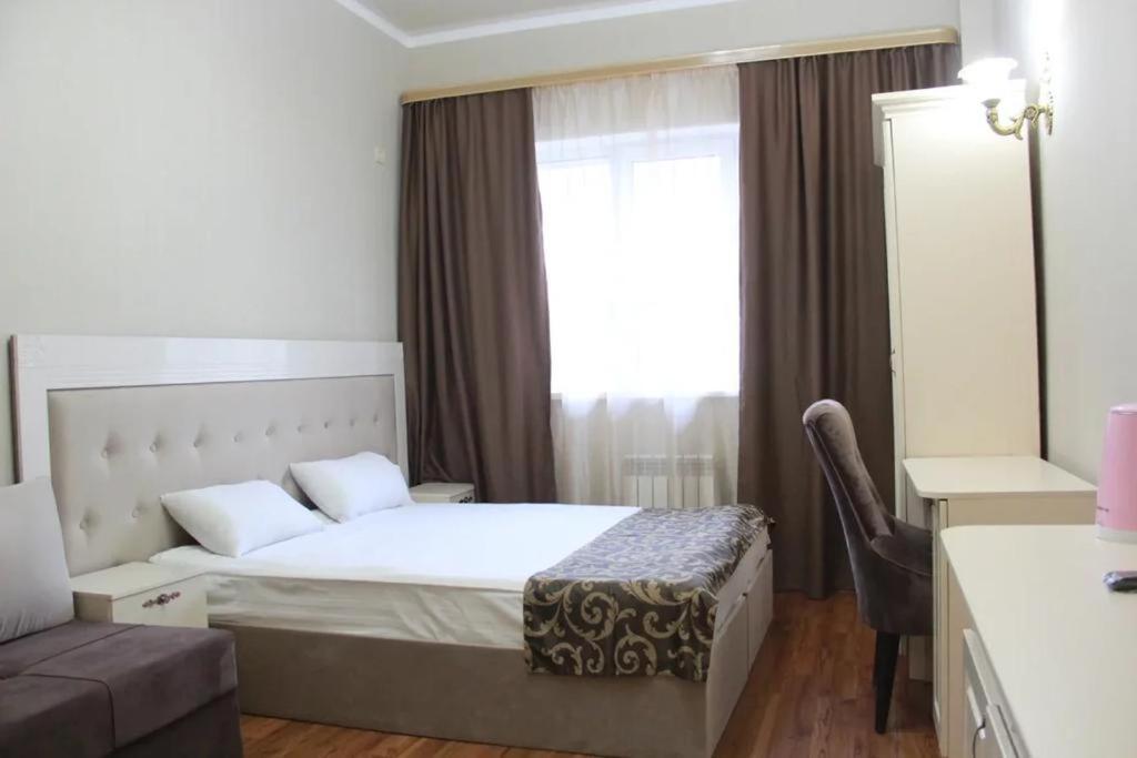 Gold Boutique Hotel Almaty Luaran gambar