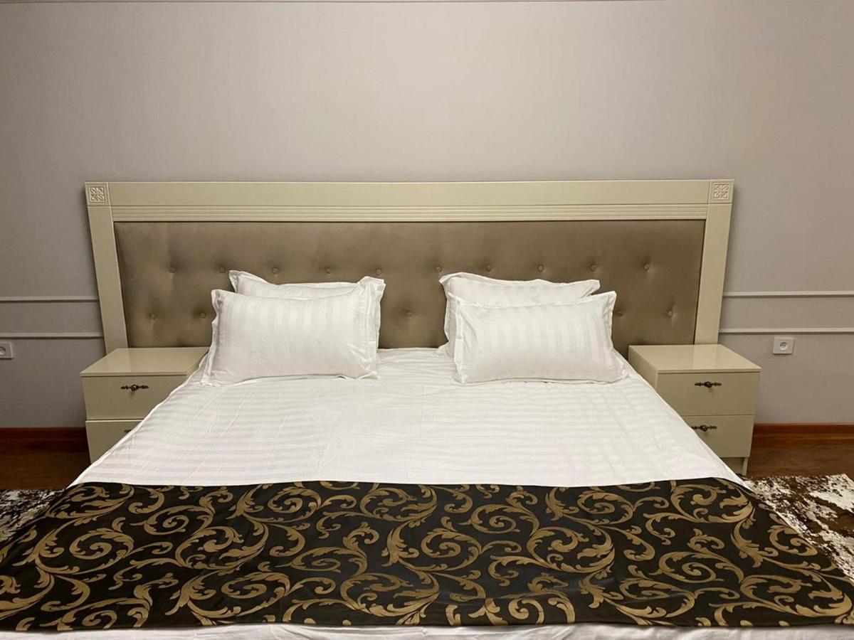 Gold Boutique Hotel Almaty Luaran gambar