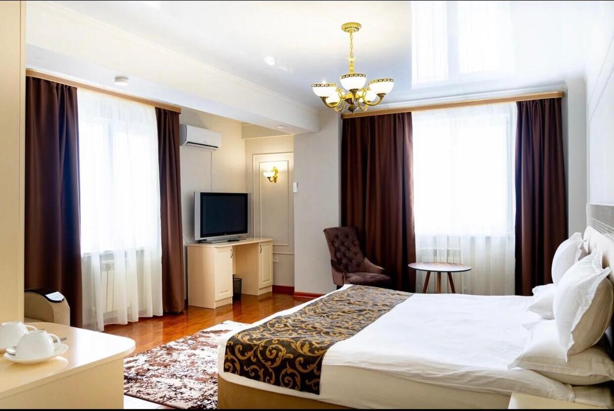 Gold Boutique Hotel Almaty Luaran gambar