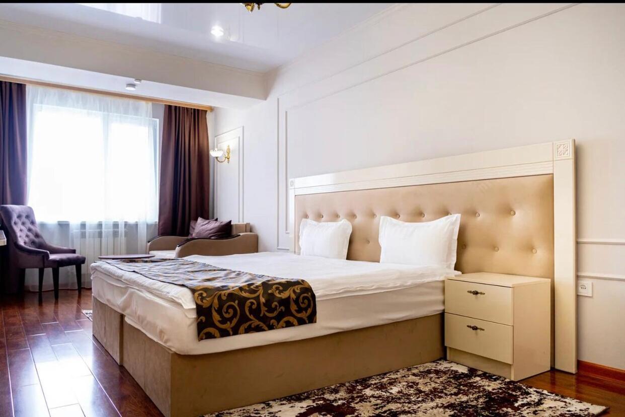 Gold Boutique Hotel Almaty Luaran gambar